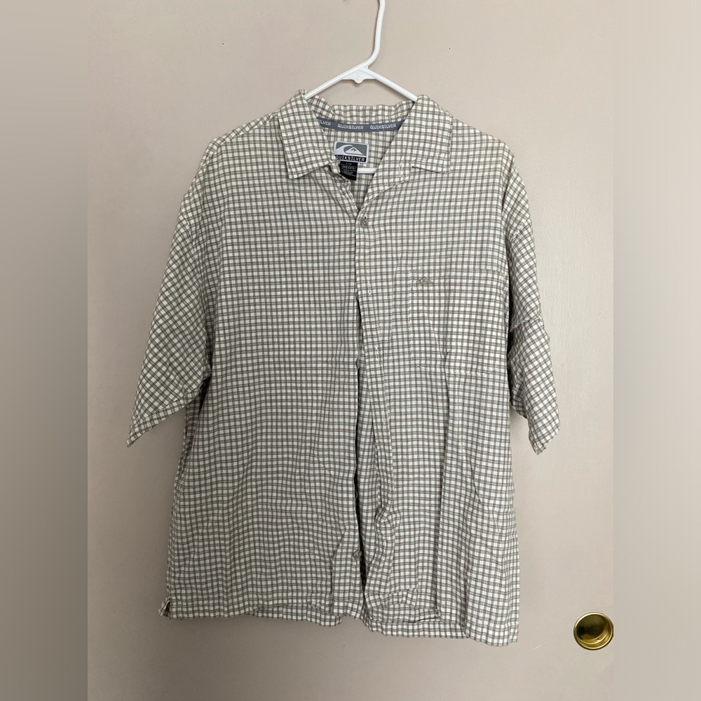 Quicksilver shirt! size large